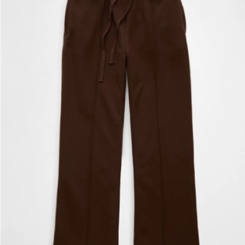 AE Everyday Luxe Wide Leg Sweatpants NWOT